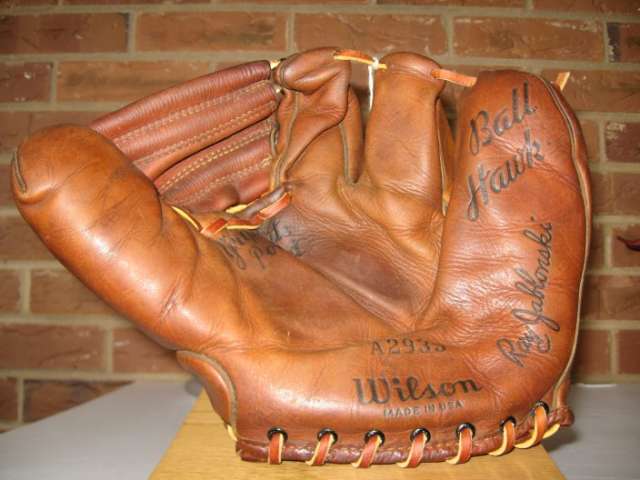 Ray Jablonski Wilson A2935 Front